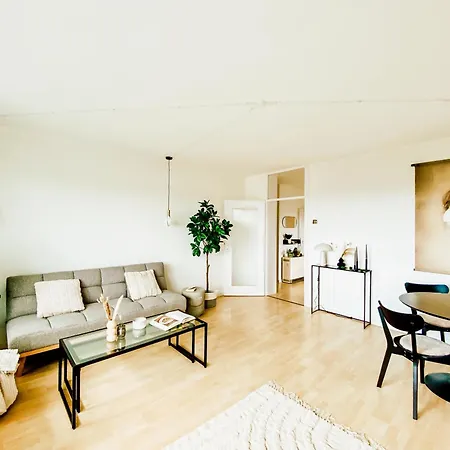 Apartmán Bright Close To Frankfurt Airport And Mainz *